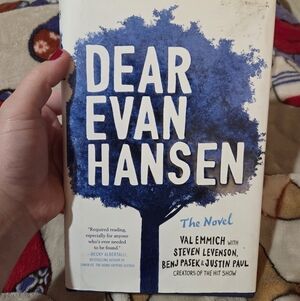 📚3/$7 Dear Evan Hansen The Novel